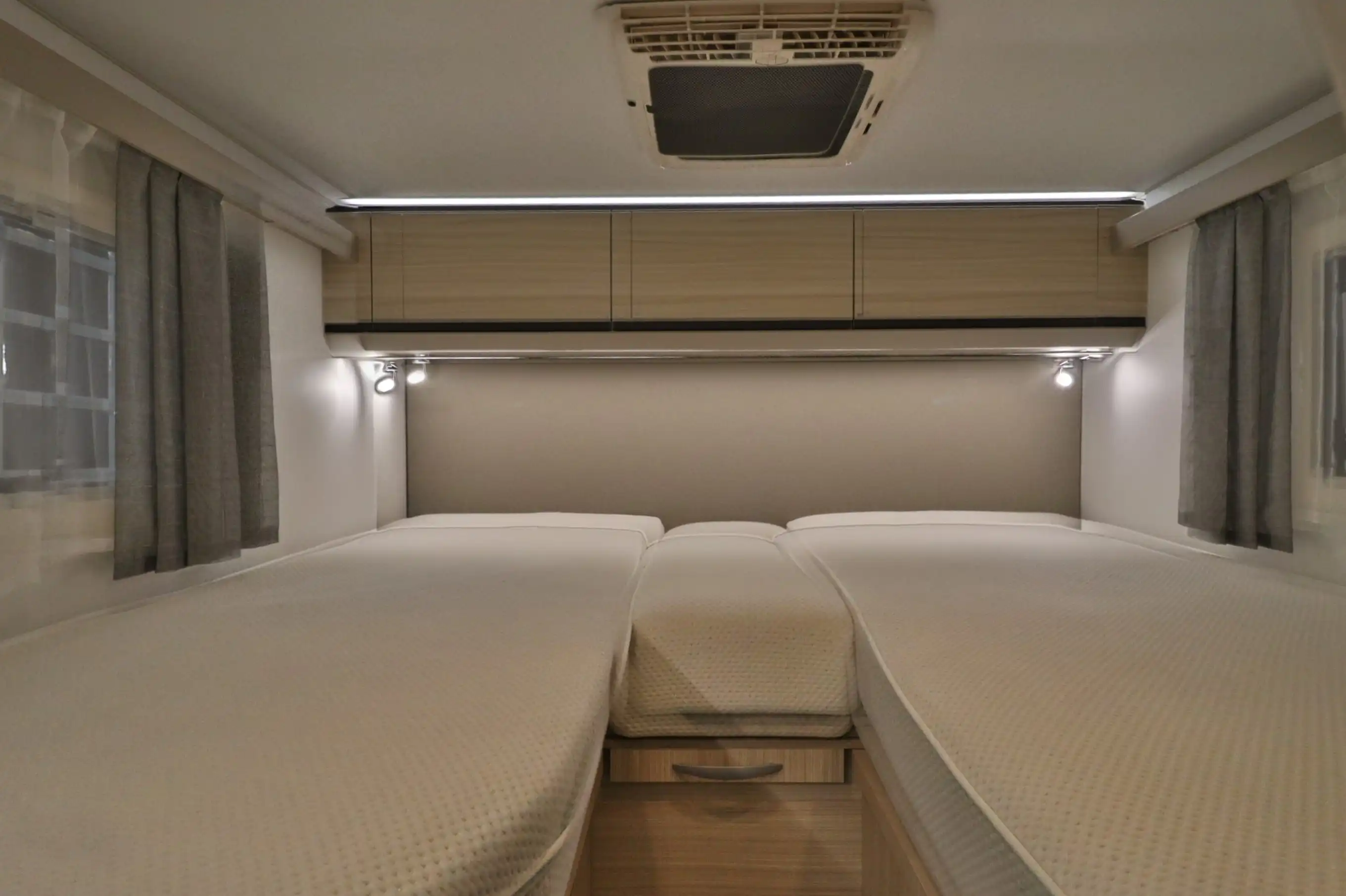 ADRIA Compact 670 SL Axess
